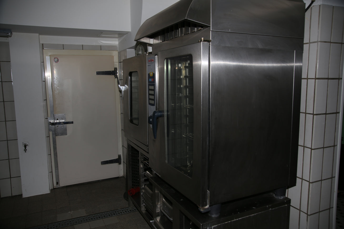 Konvektomat - 10 x 1/1 GN Rational SCC - mit Kondensationshaube