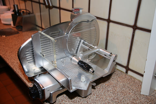 Aufschnittmaschine - Berkel 834 Non CE - 2 Stück zusammen