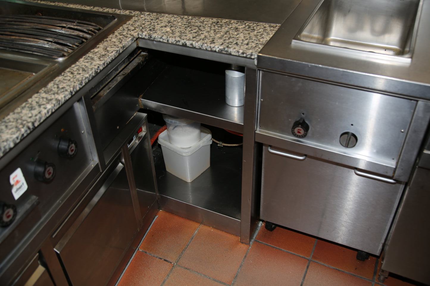 Deep fryer - various professional deep fryers