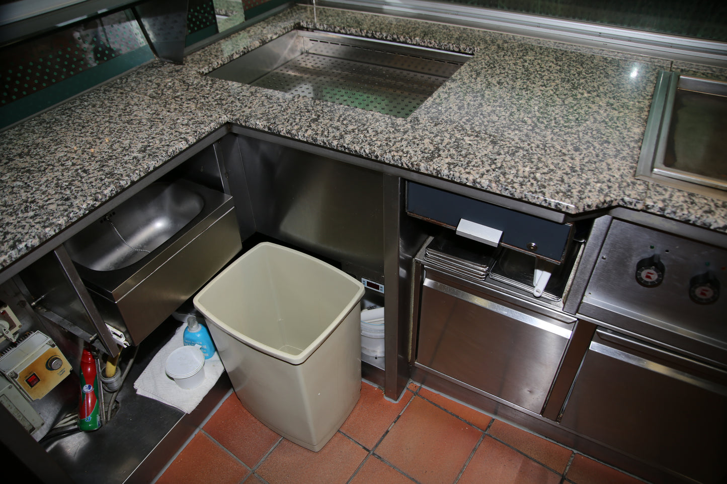 Deep fryer - various professional deep fryers