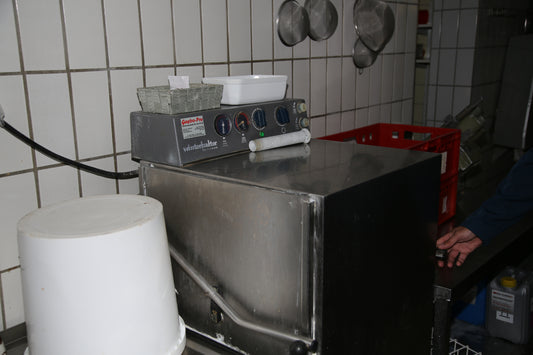 Spülmaschine - Winterhalter Gastronom