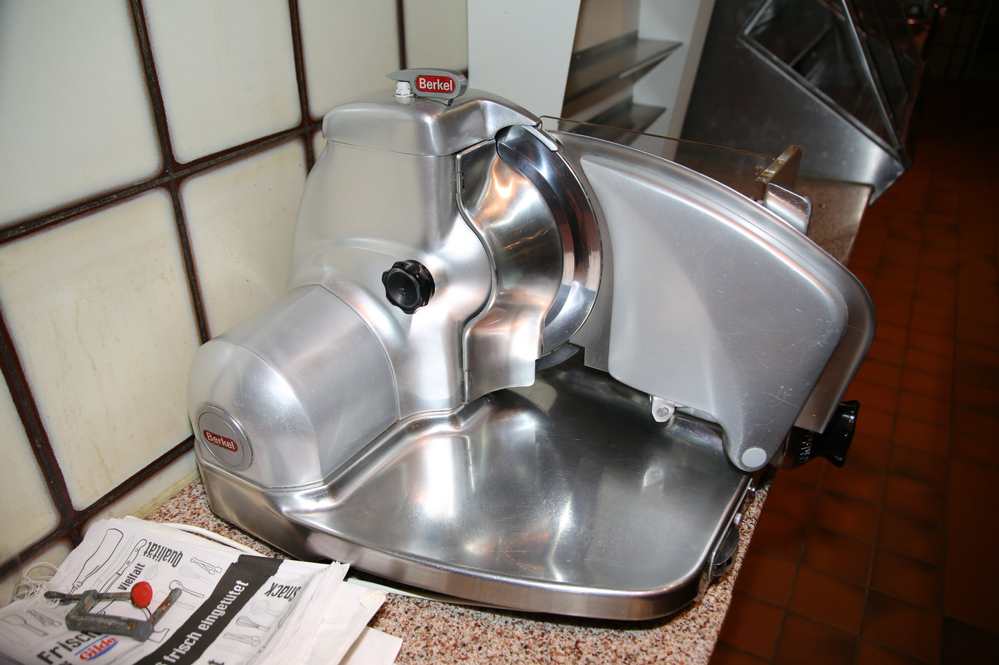 Aufschnittmaschine - Berkel 834 Non CE - 2 Stück zusammen