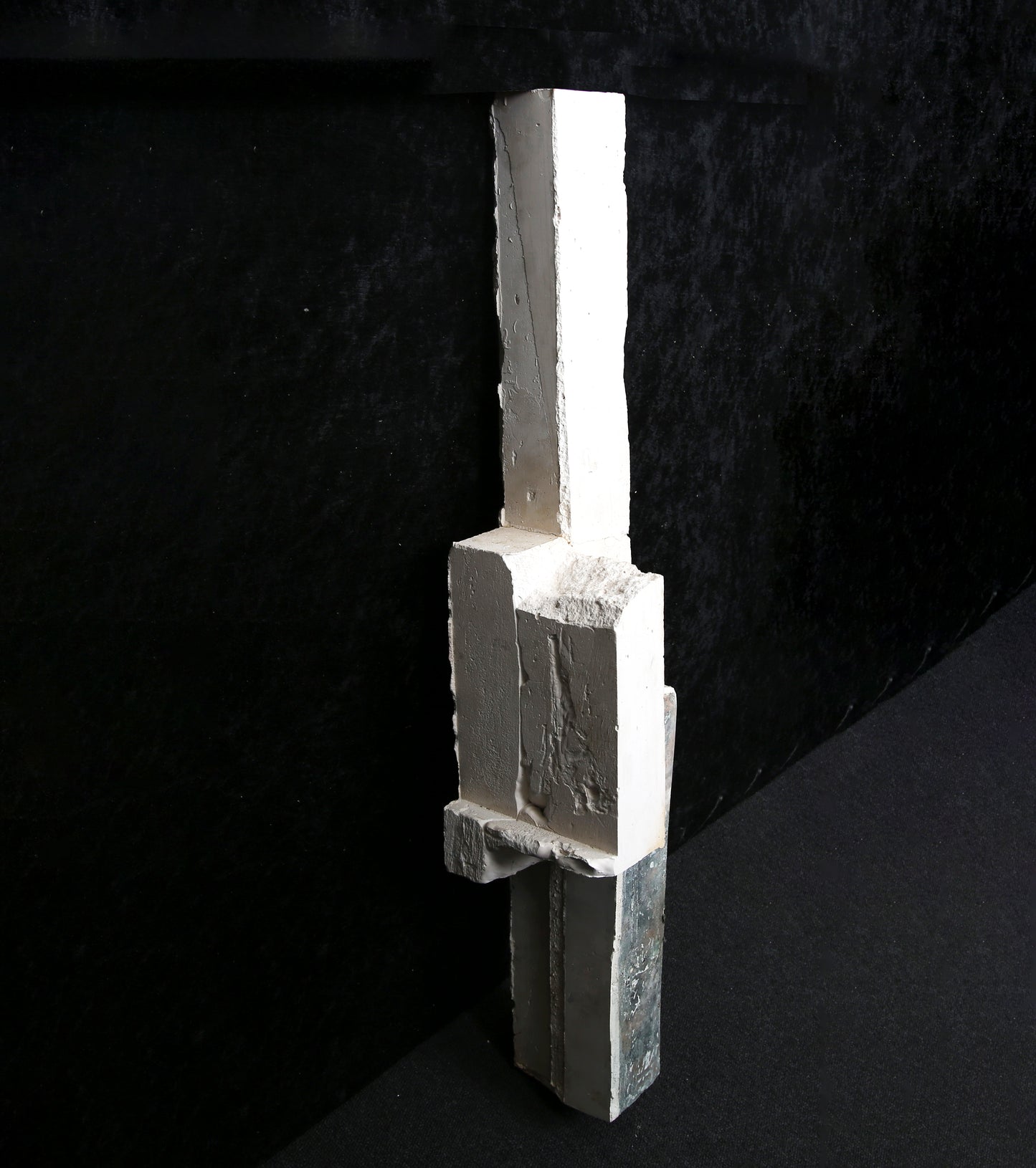 Kohlmann, Matthias - o.T. - Skulptur/Gips, 1991 - handsigniert