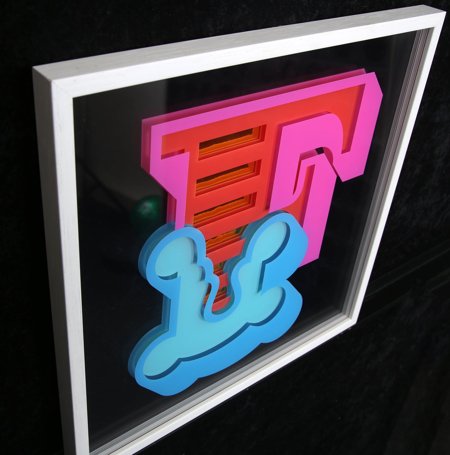 Eine, Ben - New Circus 'F' - gemengde media/plexiglas - 3D - handgesigneerd